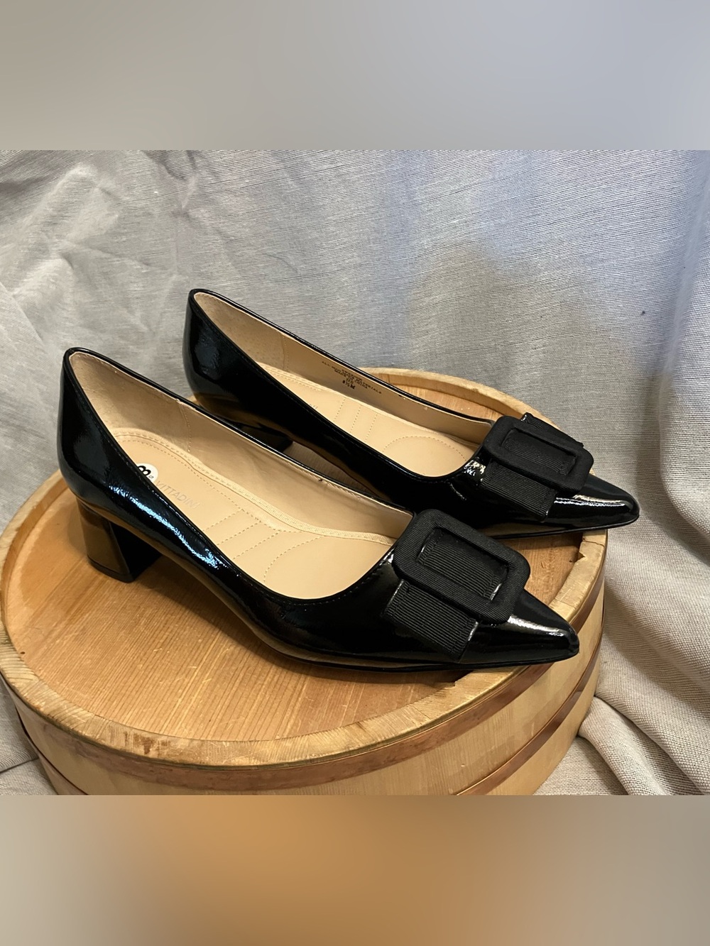 EUC Adrienne Vittadini Black Faux Patent Leather Block Heels Buckles Bow Sz 8.5